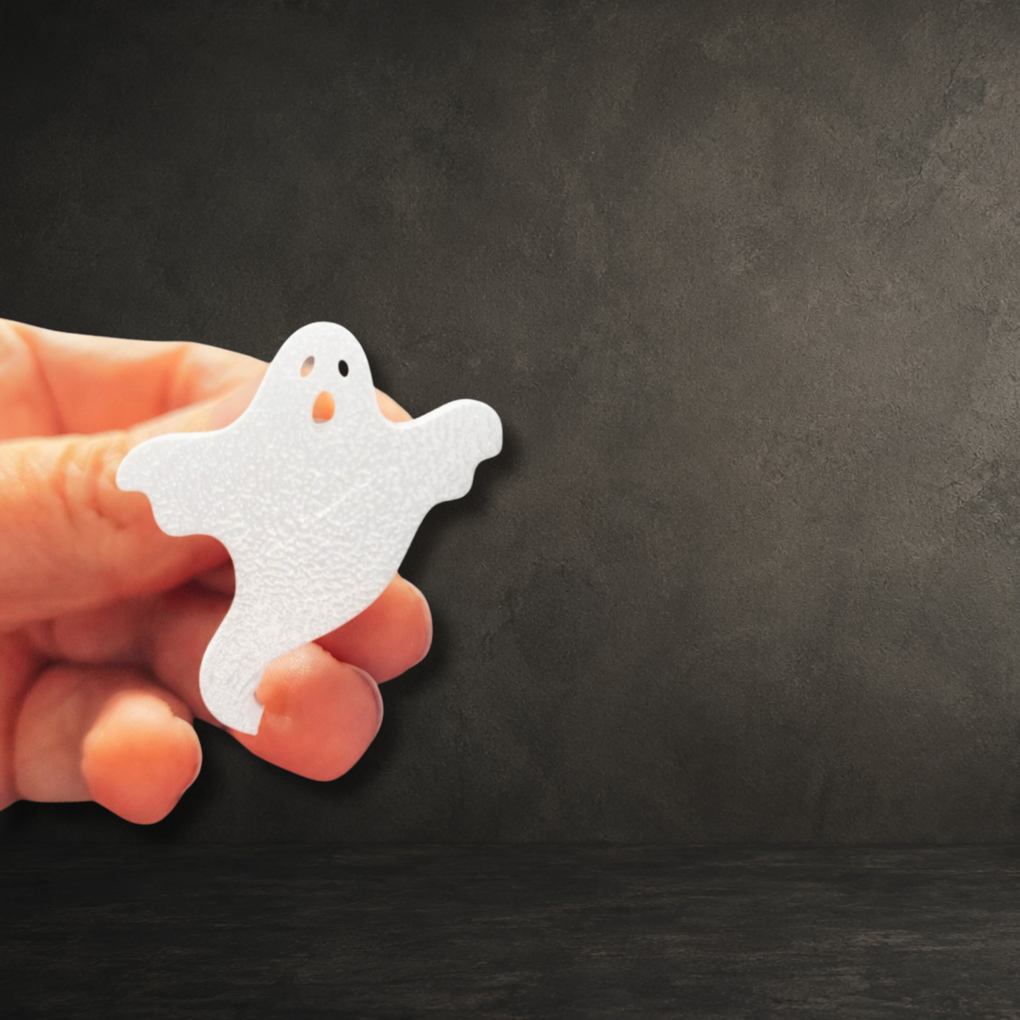 White ghost cabinet knob made from durable PLA plastic with an attached 4mm screw, perfect for spooky drawers, cupboards and gothic furniture.