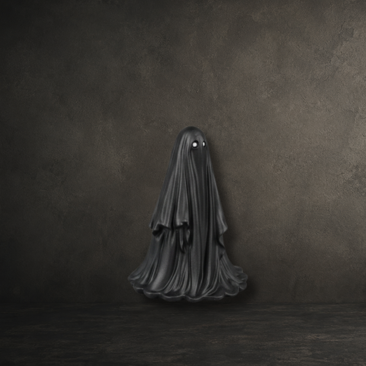 Silvergaze hand painted 6cm black resin ghost with silver eyes by Darkmoon Designs.