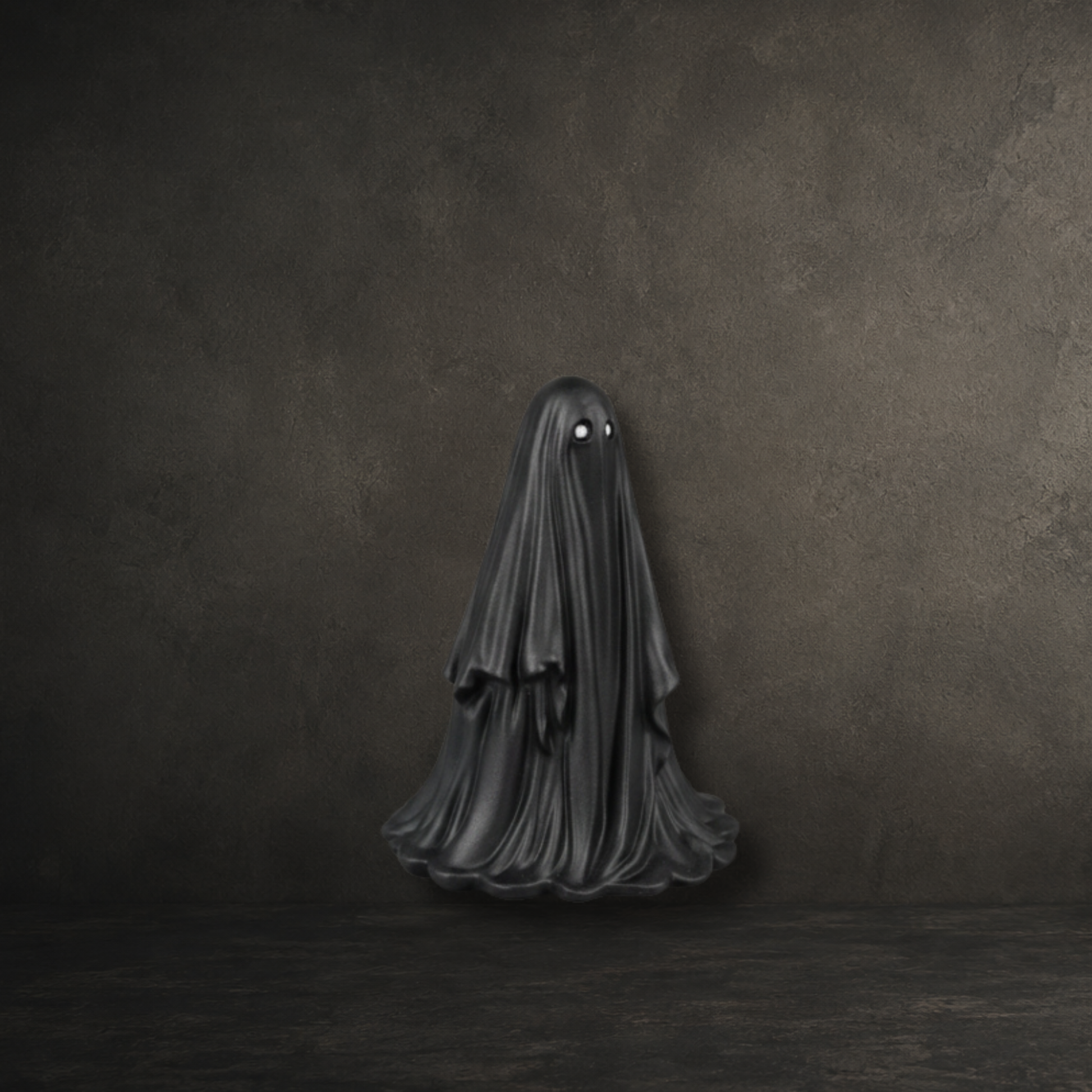 Silvergaze hand painted 6cm black resin ghost with silver eyes by Darkmoon Designs.